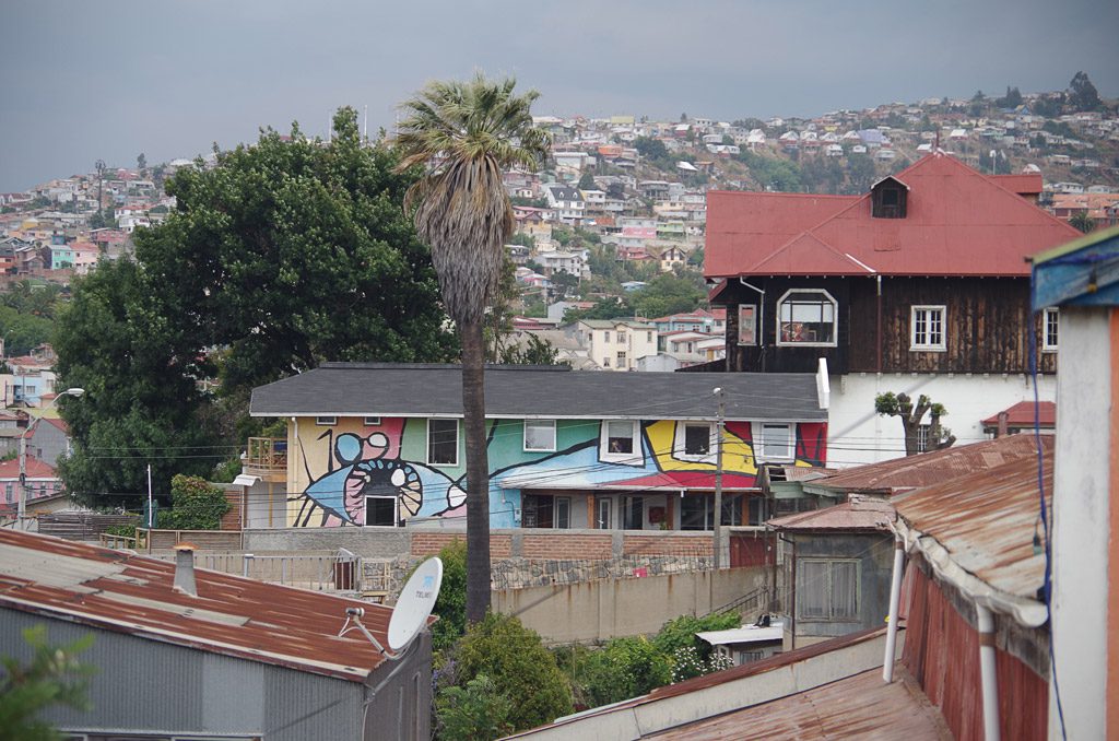valparaiso_colourful_house.jpg